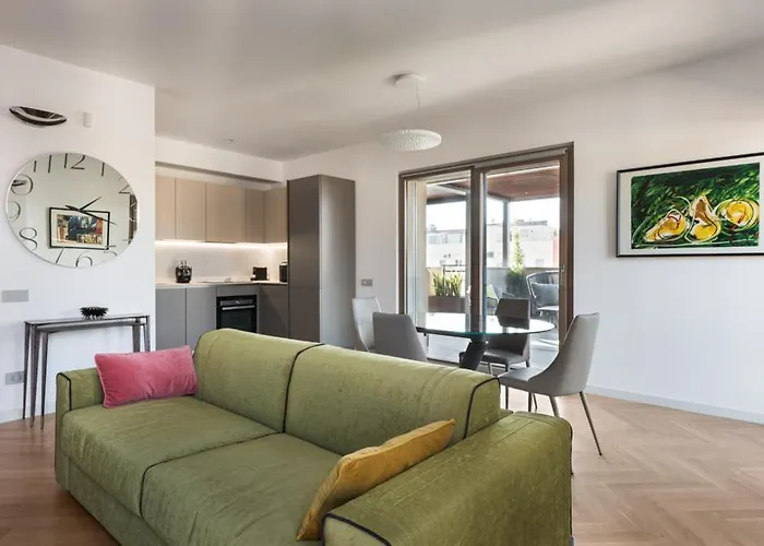 Apartment Idyllia - Lumina Rooftop Penthouse In Trastevere